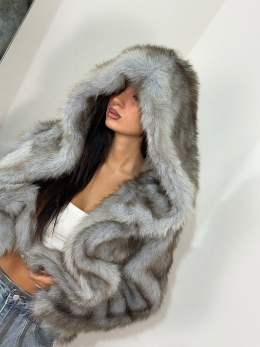 Pelliccia cappuccio sfumè