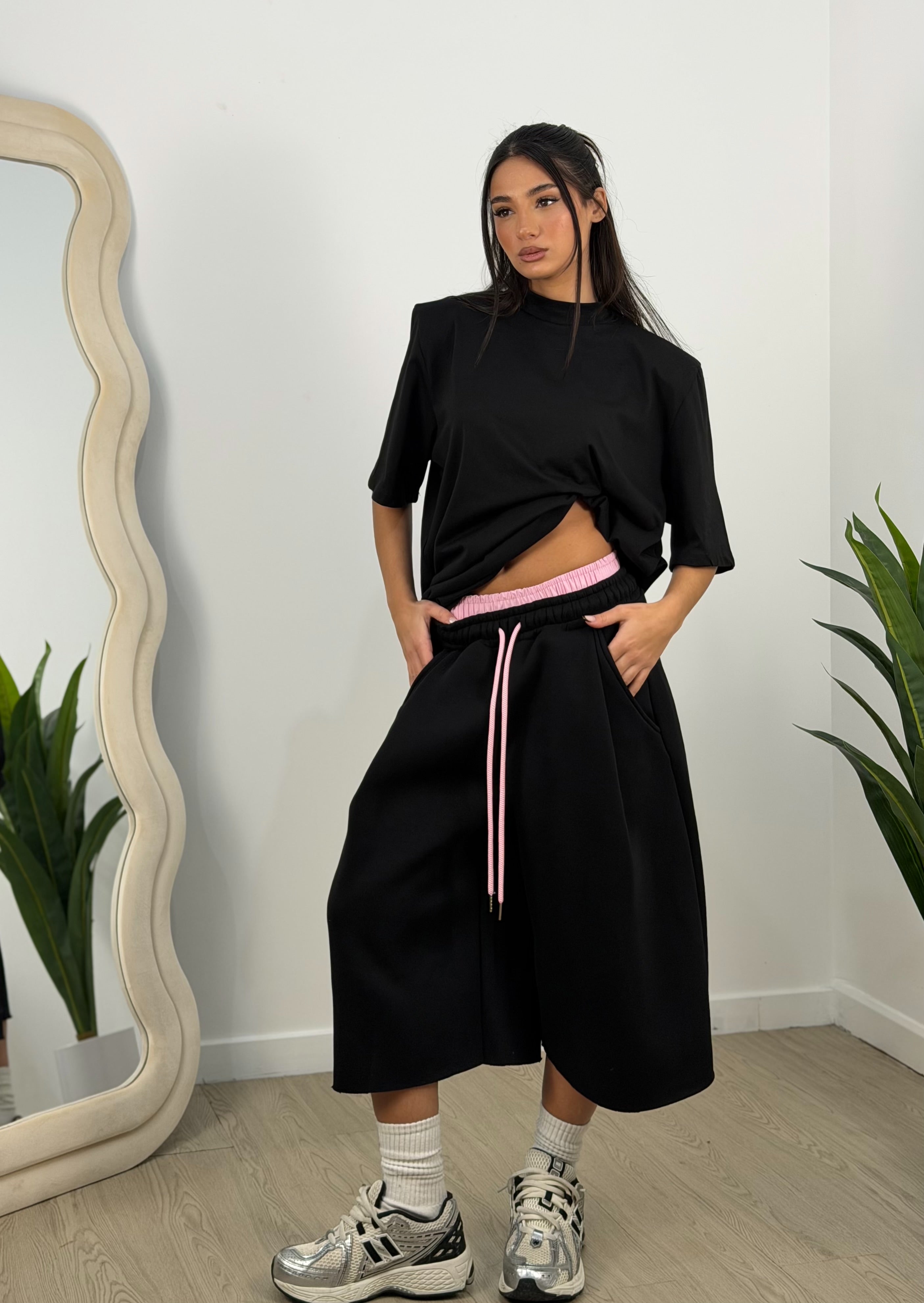 T-shirt over spalline