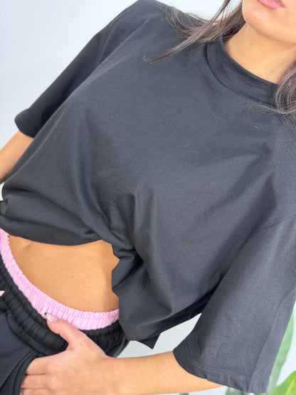 T-shirt over spalline