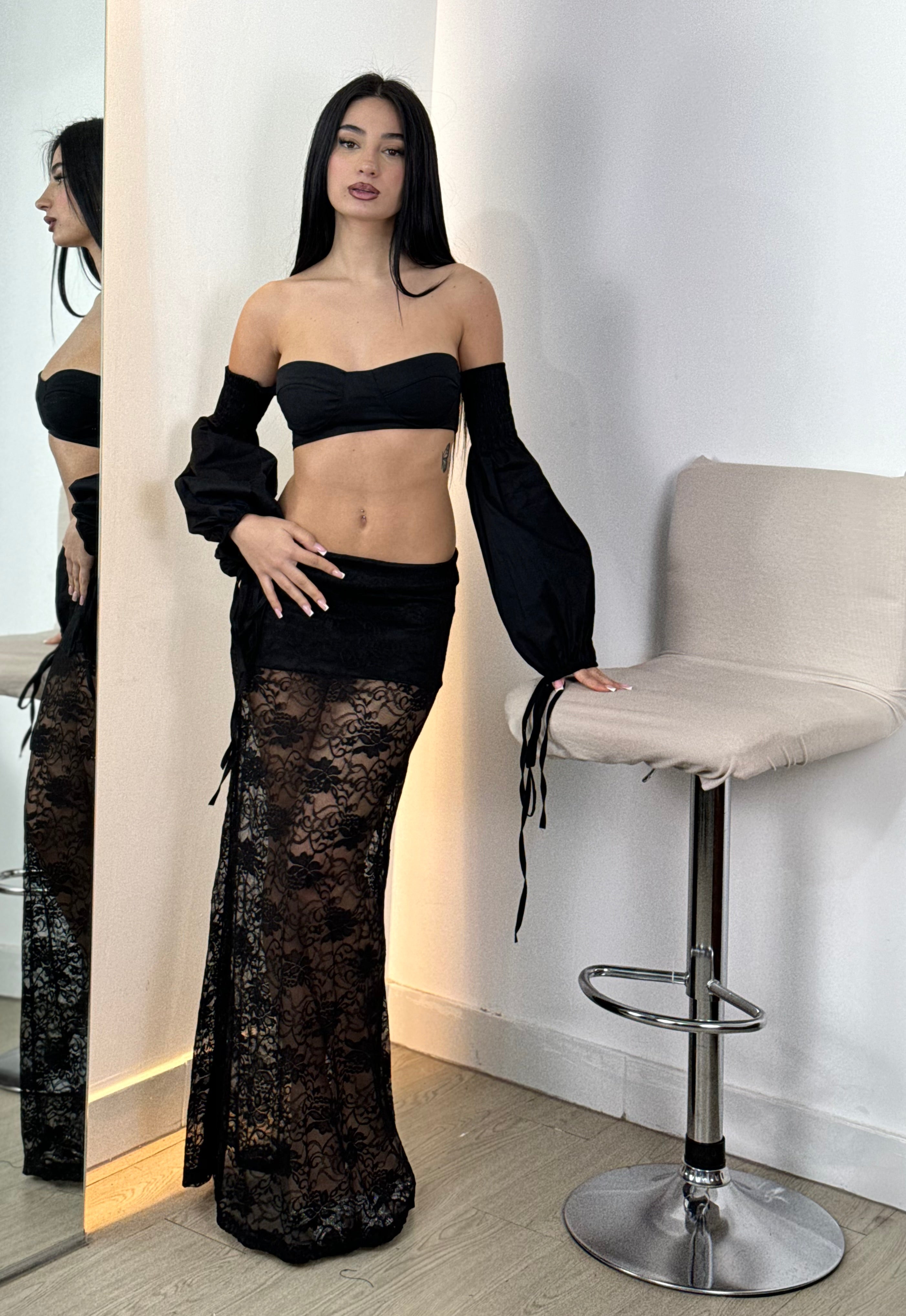 Top maniche a sbuffo