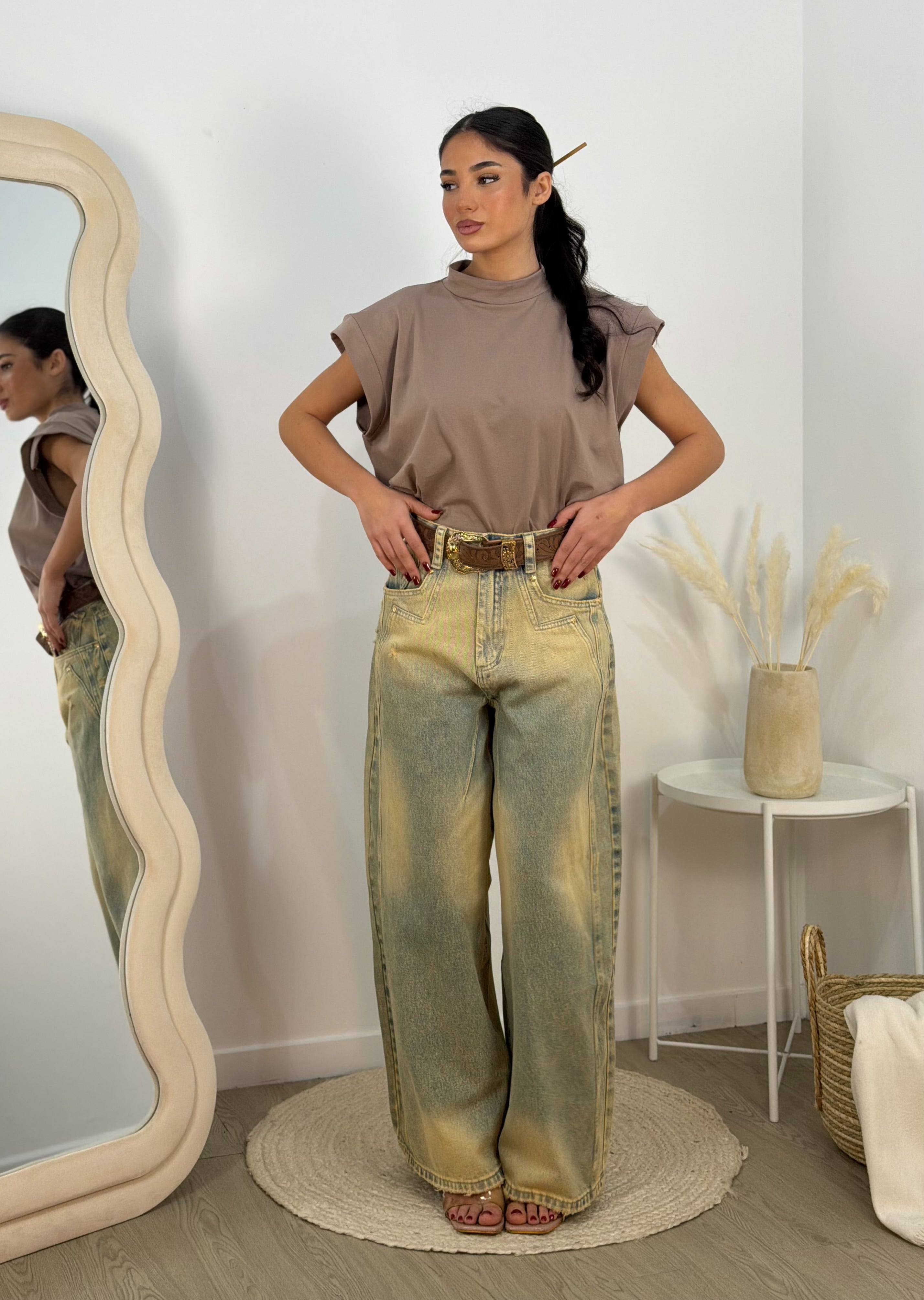T-shirt spalline over