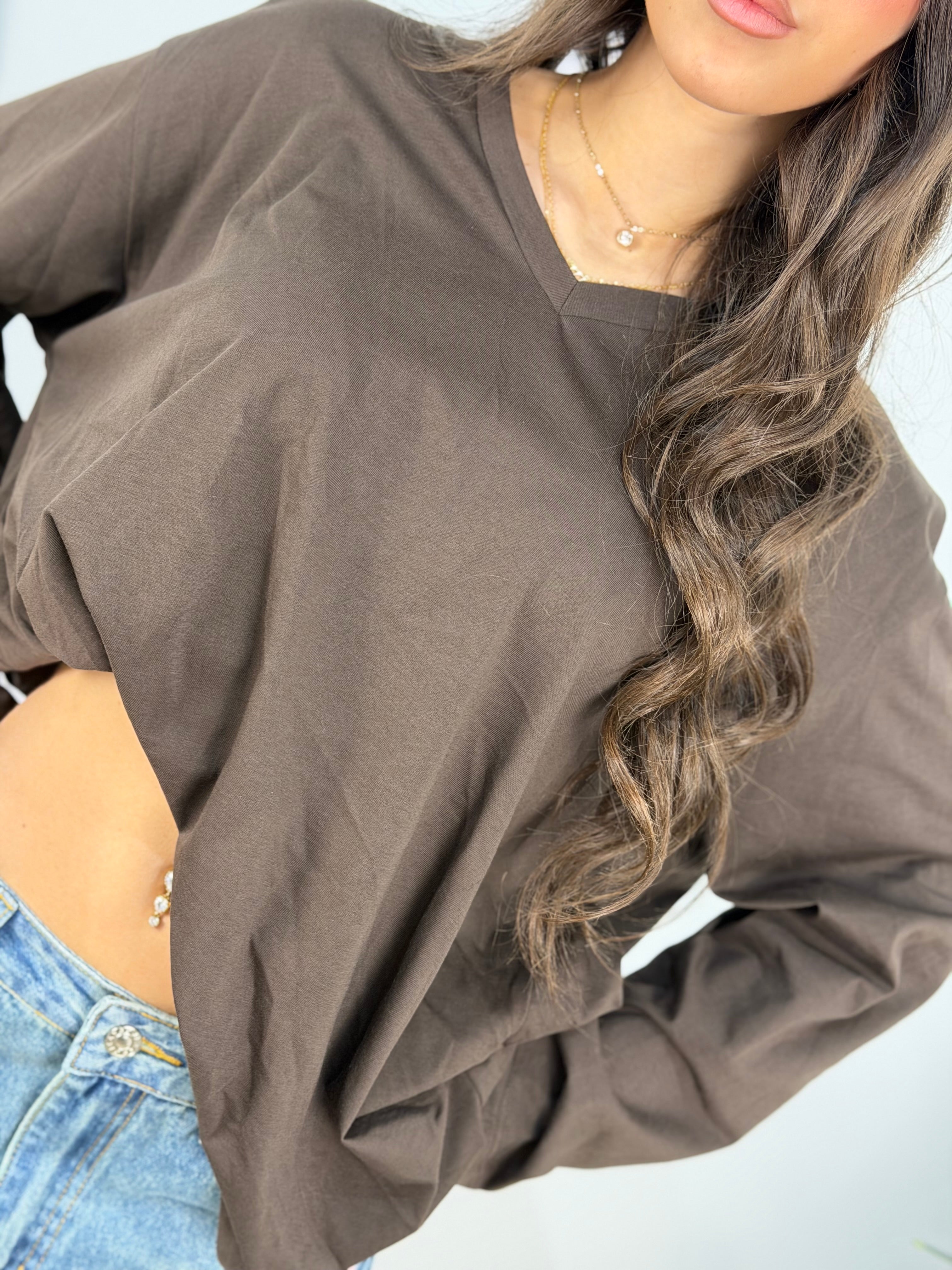 T-shirt over spalline